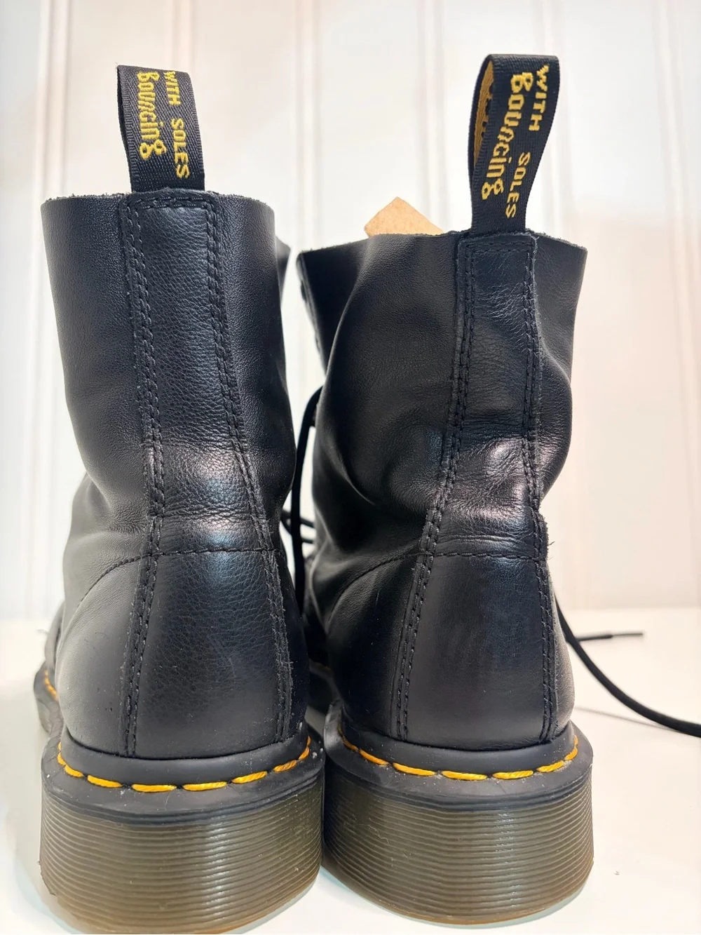 Dr Martens 1460 W Air Wair Black Nappa Leather 8 Eye Lace Up Boots UK8 EU42 US10
